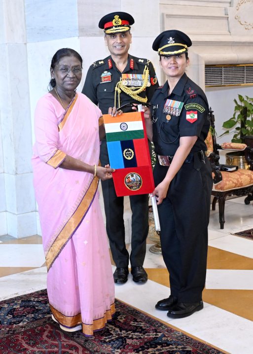 NCC Girl Cadets Who Conquered Parang La Pass