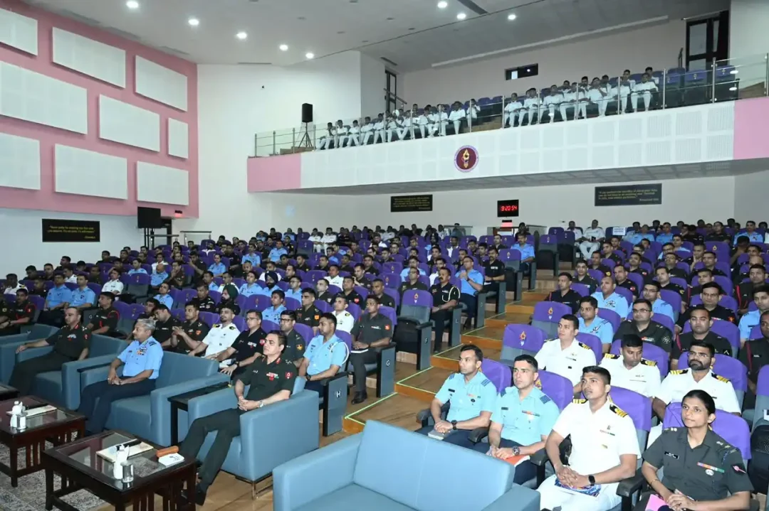 Officers Listening 1
