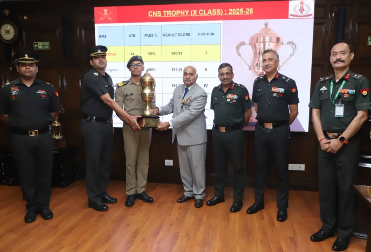 Trophy Being Given 2
