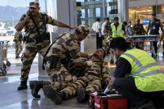AI-generated image for representation purposes only. cisf jawan shoots himself