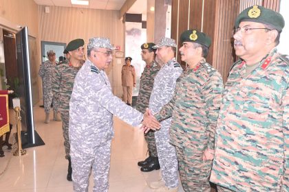 Air Mshl Sandeep Thareja Shaking Hands