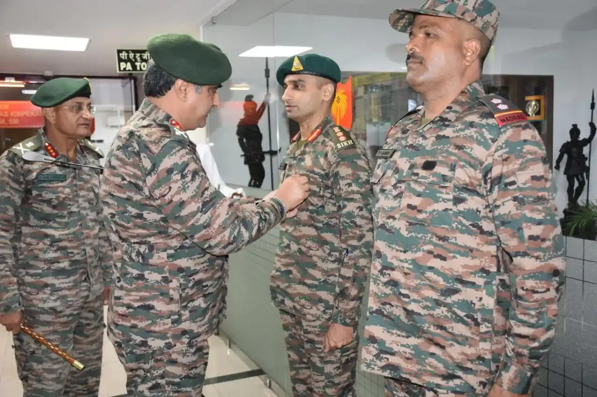 Lt Gen Rajesh Pushkar 1