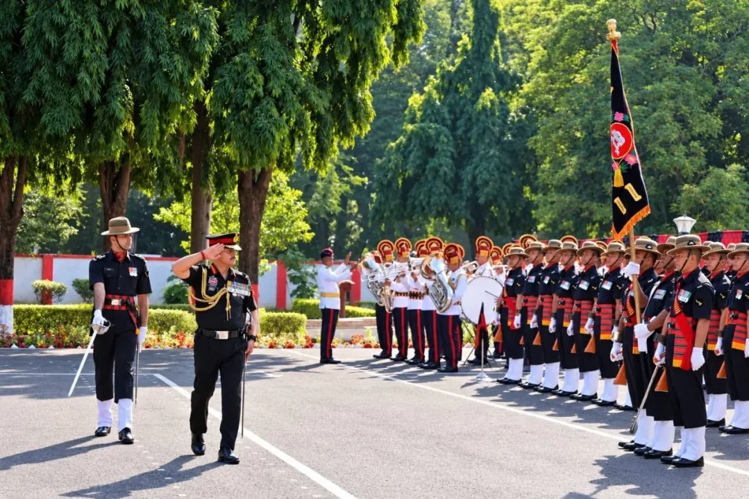 Lt Gen Sanjay Mitra at Guard of Honour
