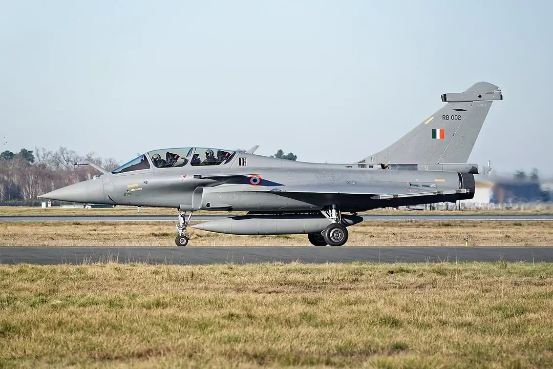 India Aims to Conclude 114-Rafale Fighter Procurement by FY-End; Indian Weapons to Be Integrated